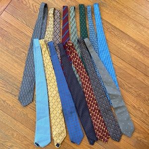 Lot of 15 Ermenegildo Zegna silk ties in various colors